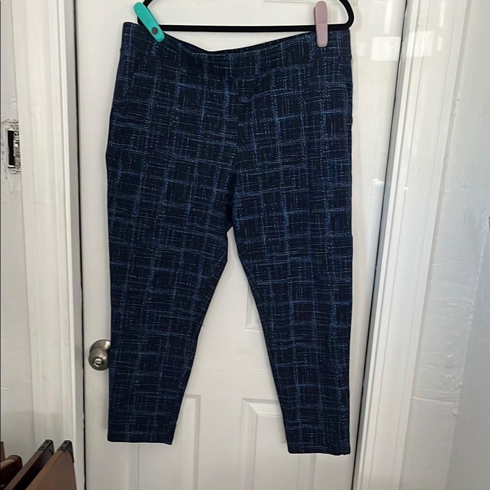 d & co. Active Ankle Pants